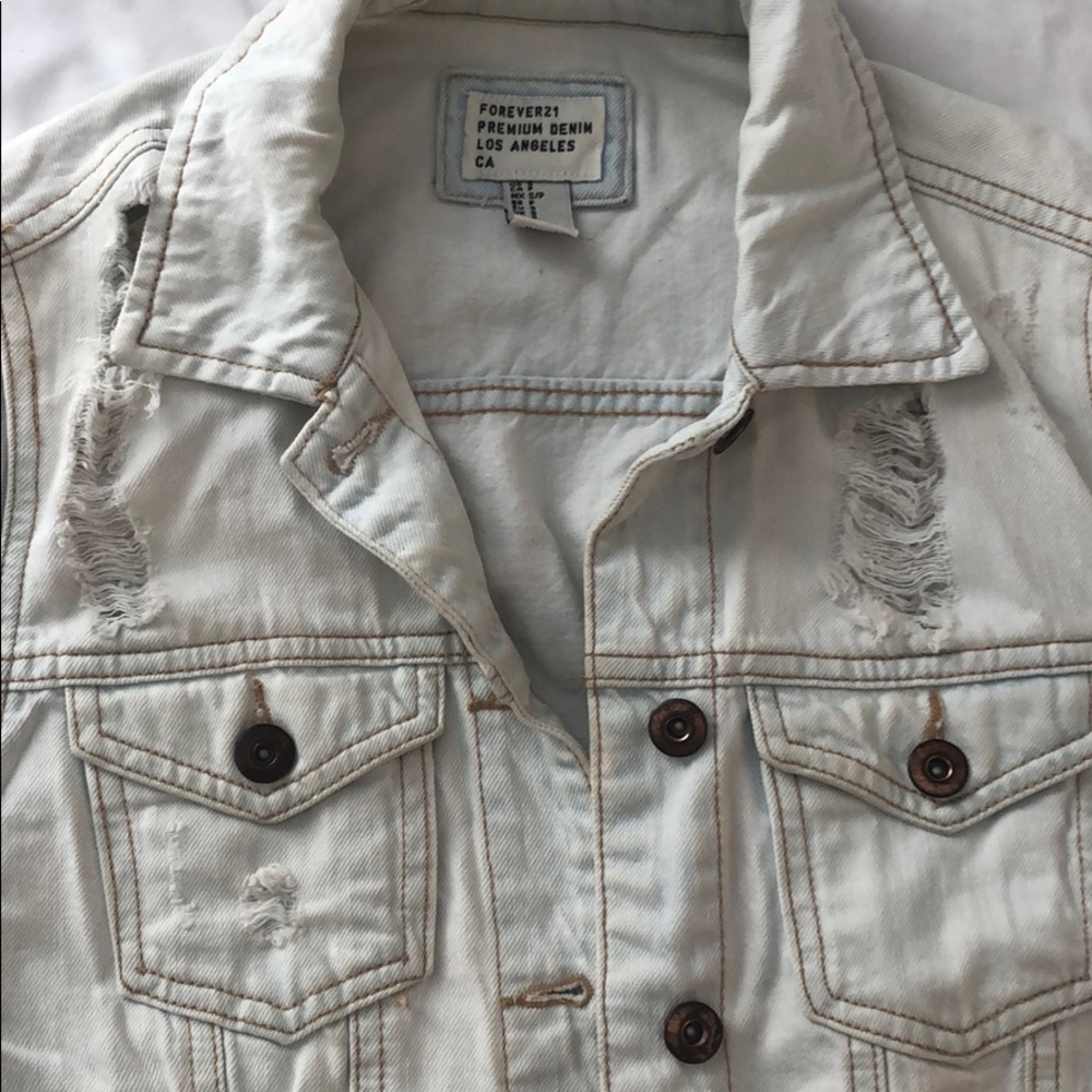 Jean jacket - Picture 5 of 6